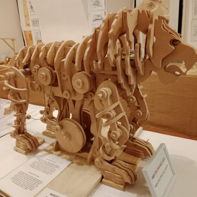 Model mechanického lva Leonarda da Vinciho na celoroční výstavě v Brně